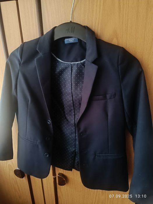 Елегантно сако за момче 8г
