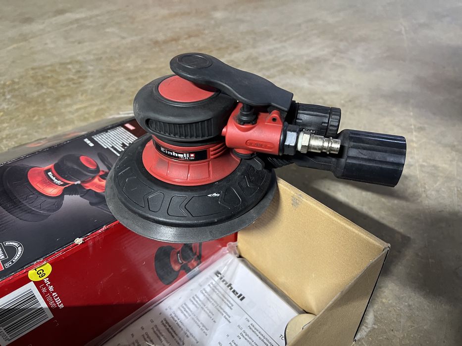 Продам новую пневмо шлифмашинку Einhel