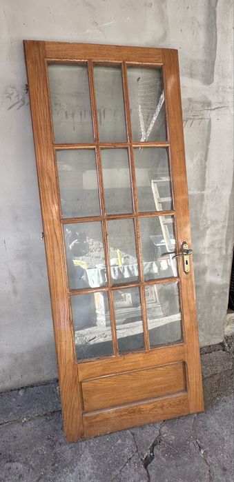 Uși din stejar, lemn masiv