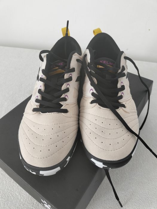 Обувь для футзала