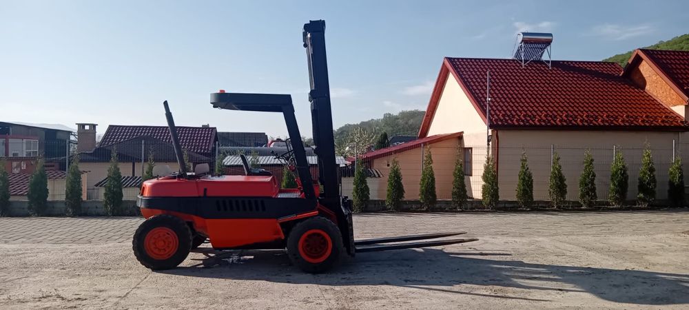 Vand stivuitor linde  ridica 7000 kg