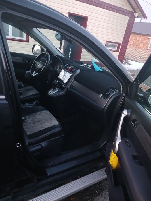 Продам живую  хонду CR-V 3 2007год