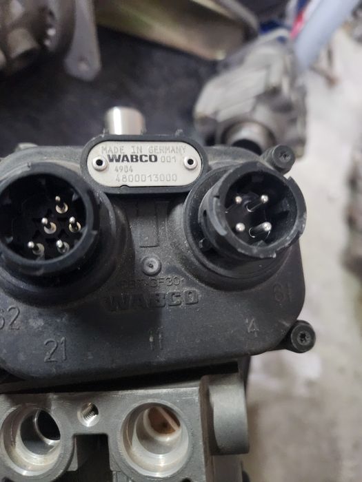 Senzor poziție pedala de frână