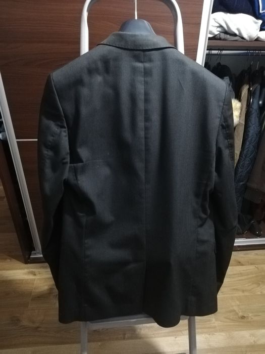 Vând costum barbati Zara Man
