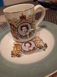 Комплект чаша и чиния Queen Elizabeth II
