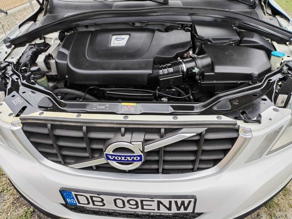 Volvo XC60 Automat 4x4, 2.4 Diesel, Distribuție Nouă, Stare excelentă!