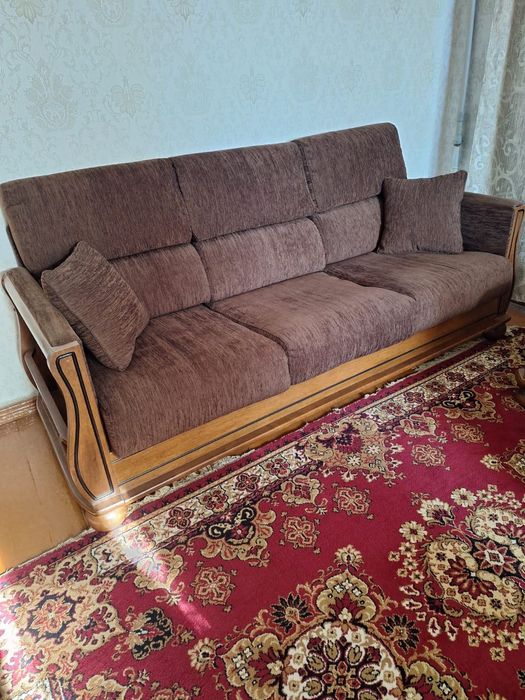 Малазийский диван и кресло