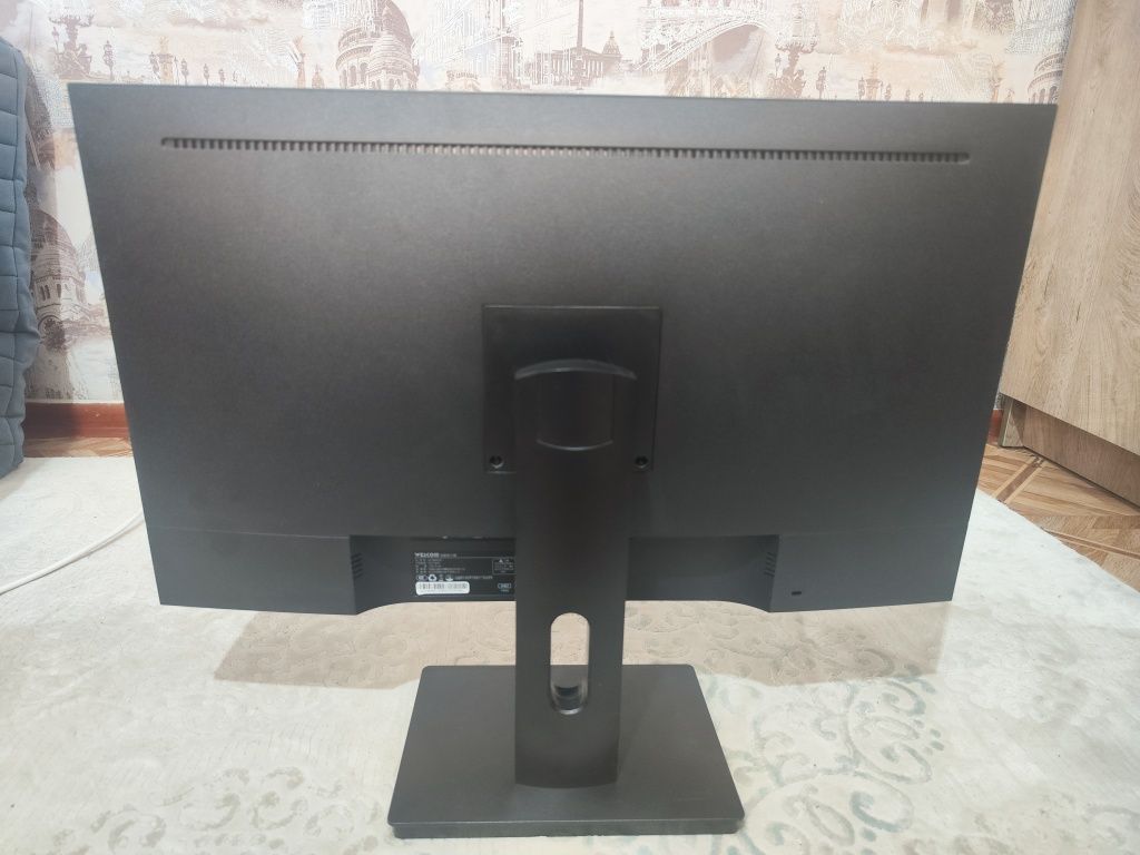 Монитор Wescom 180Гц