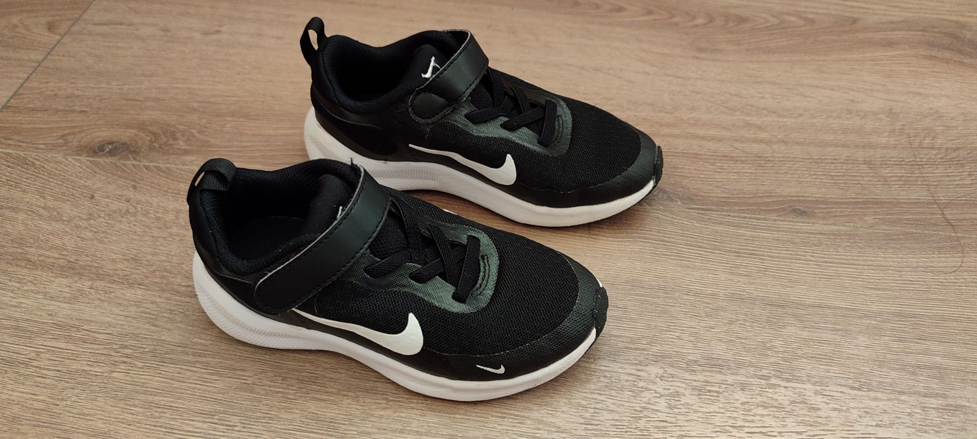 Маратонки Nike 27.5