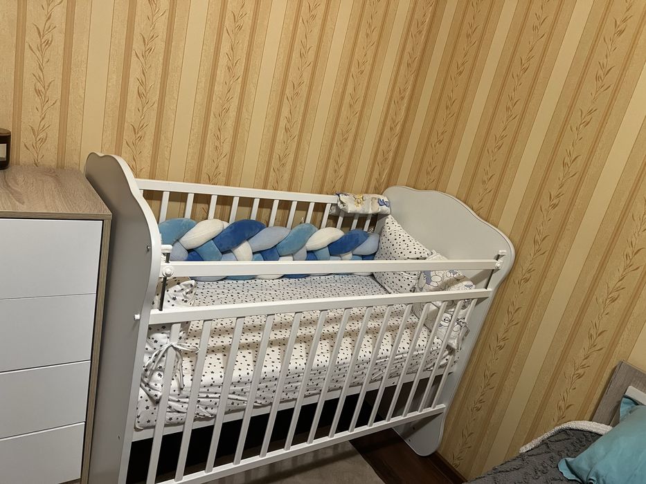 Манеж с матрасом