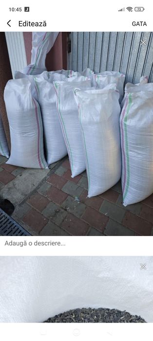 Vând semințe de floarea soarelui.