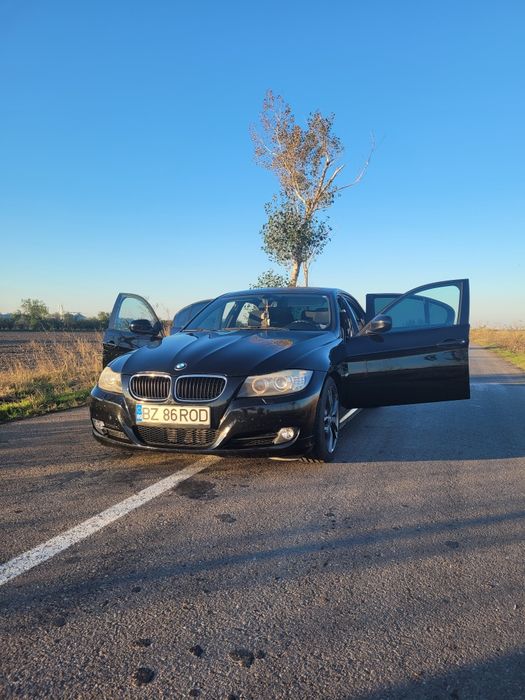 BMW seria 3 e90 anul 2011 luna11