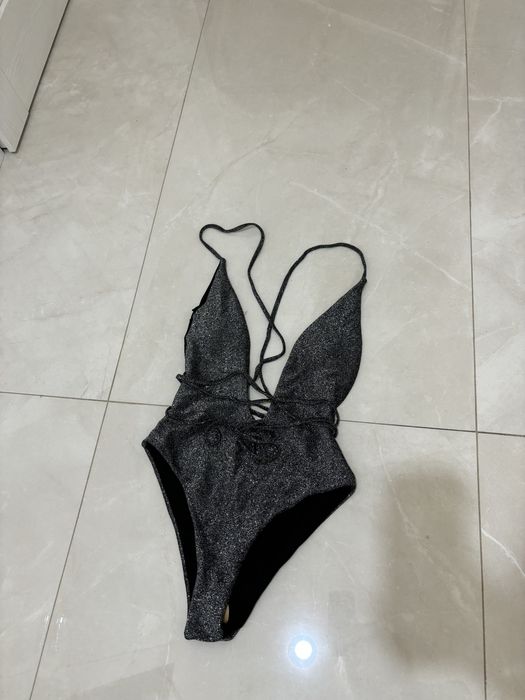 Costum de baie intreg
