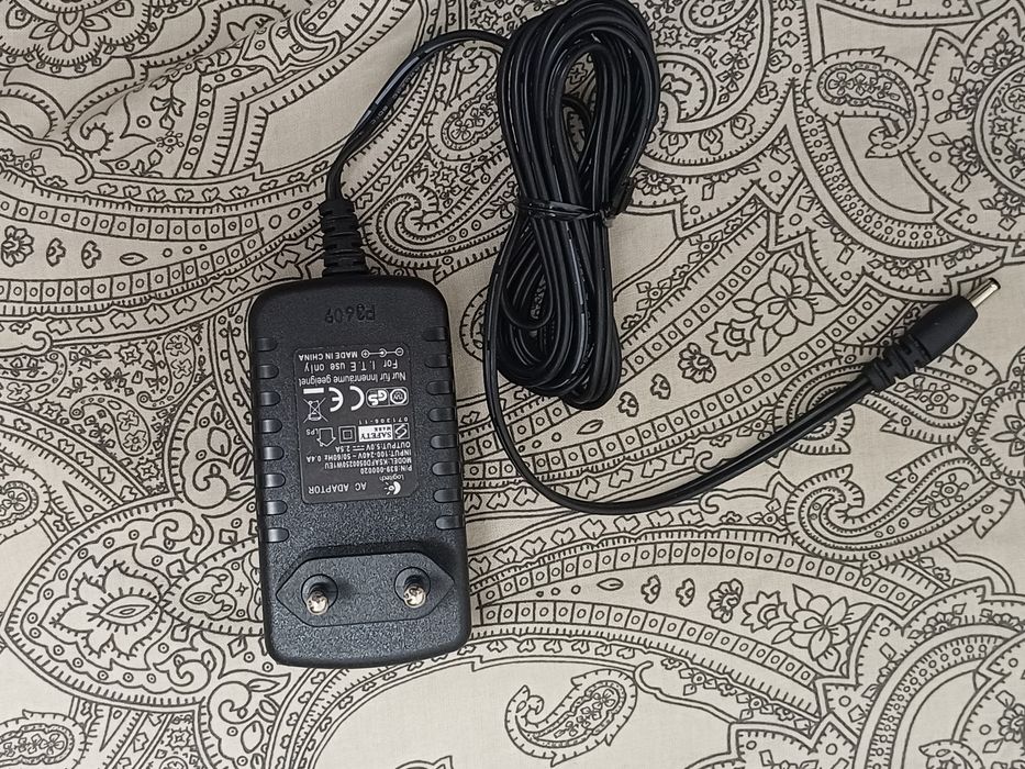 Incarcator Logitech 5v 2,5A in stare buna
Este testat

#8