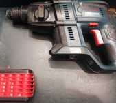 Bosch Professional GSR 18V-50 - Burghiu/șurubelniță 18V