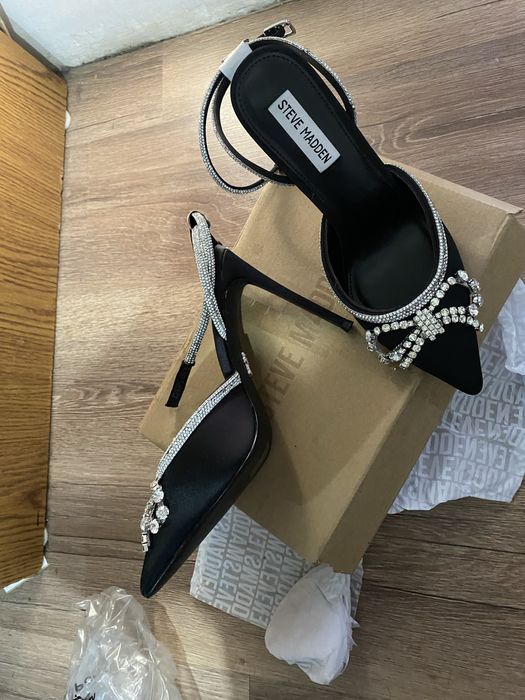 Tocuri Steve Madden Vibrantly