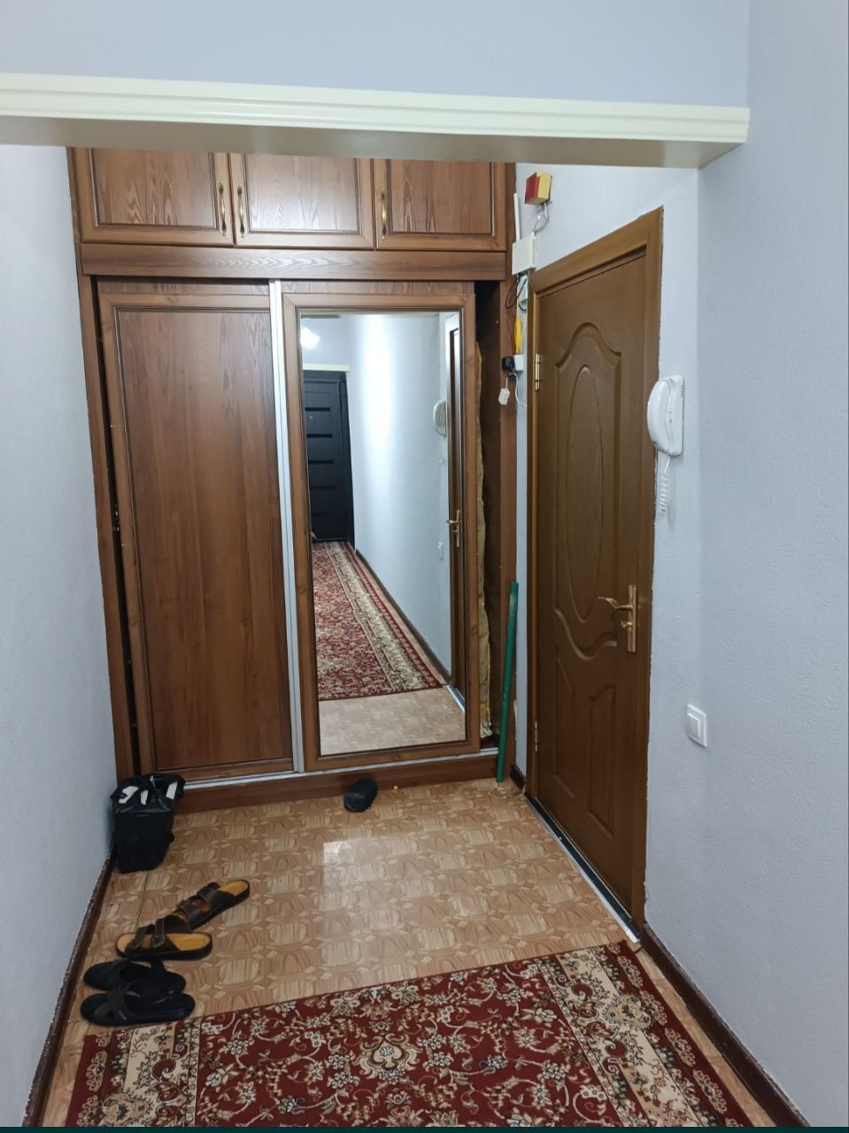 Аренда Метро ДУ́СТЛИК  2 КОМ 400 $