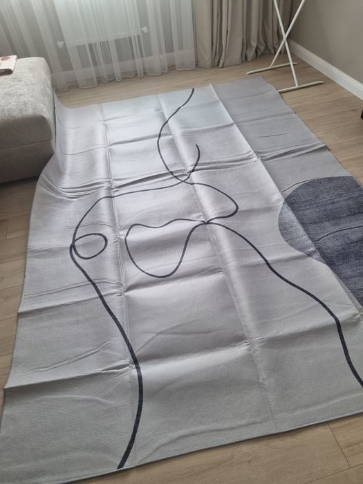 Продам новый коврик 2×3 метра.