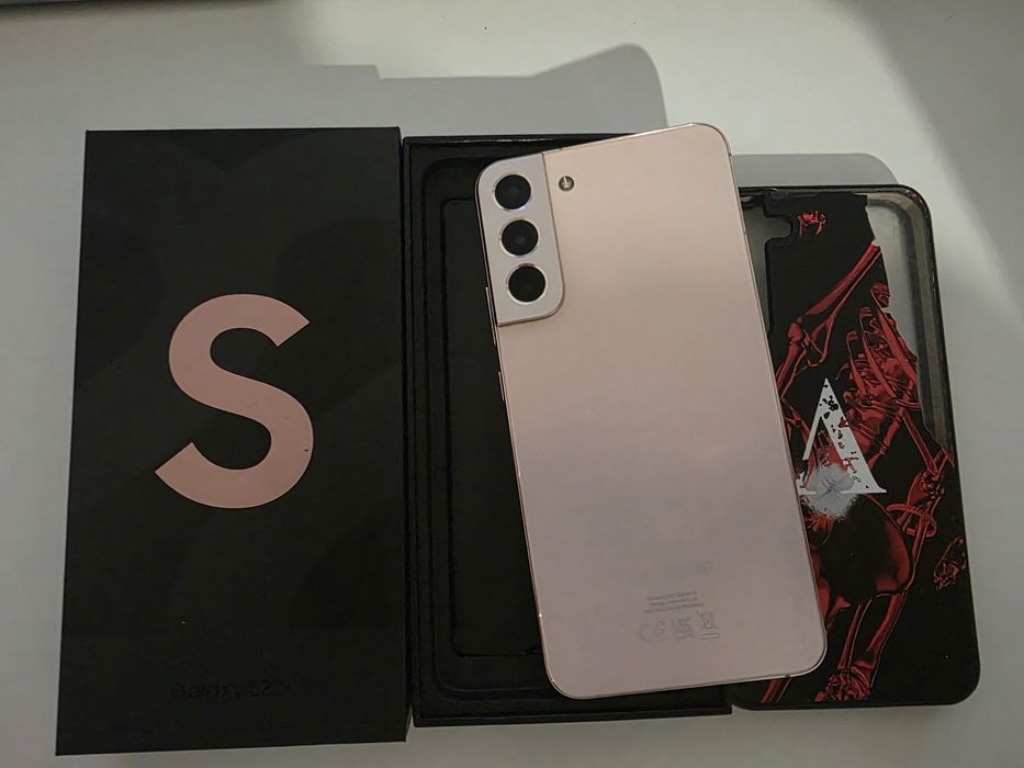 Samsung Galaxy S22 plus