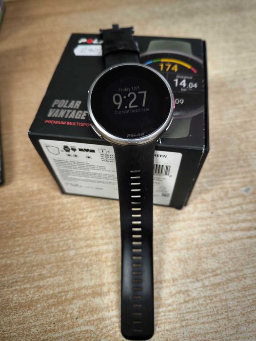 Мултиспорт часовник Polar Vantage V2