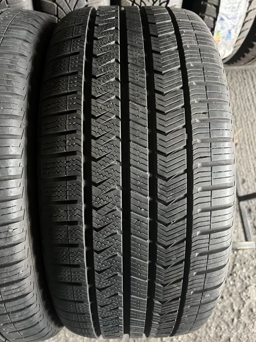 Anvelope 235/35/19 Vredestein Allseason 235 35 R19