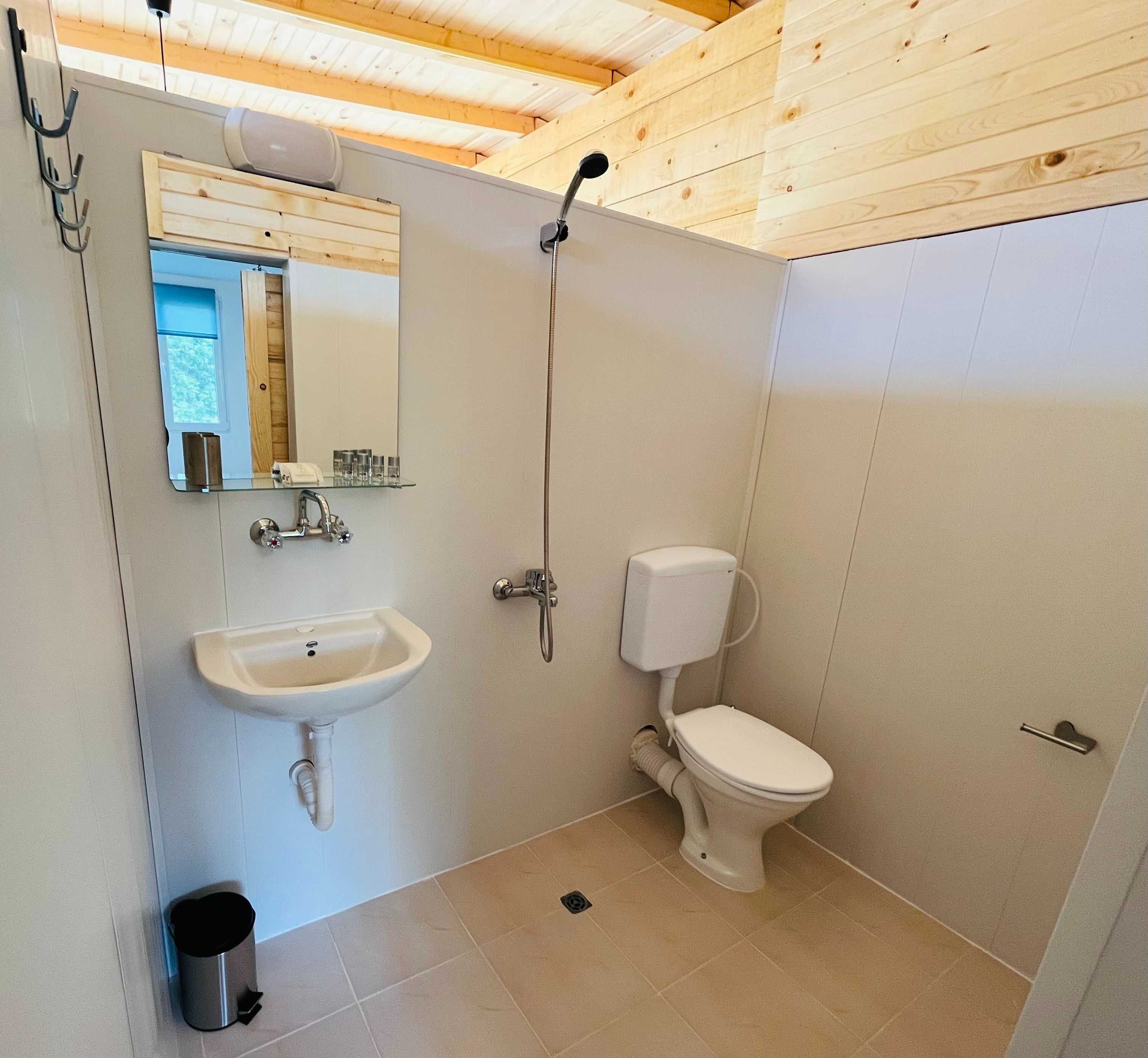 CozyHut Бунгала под Наем