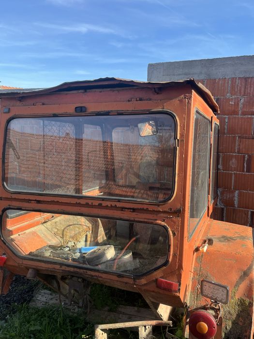 Vand cabina tractor utb650