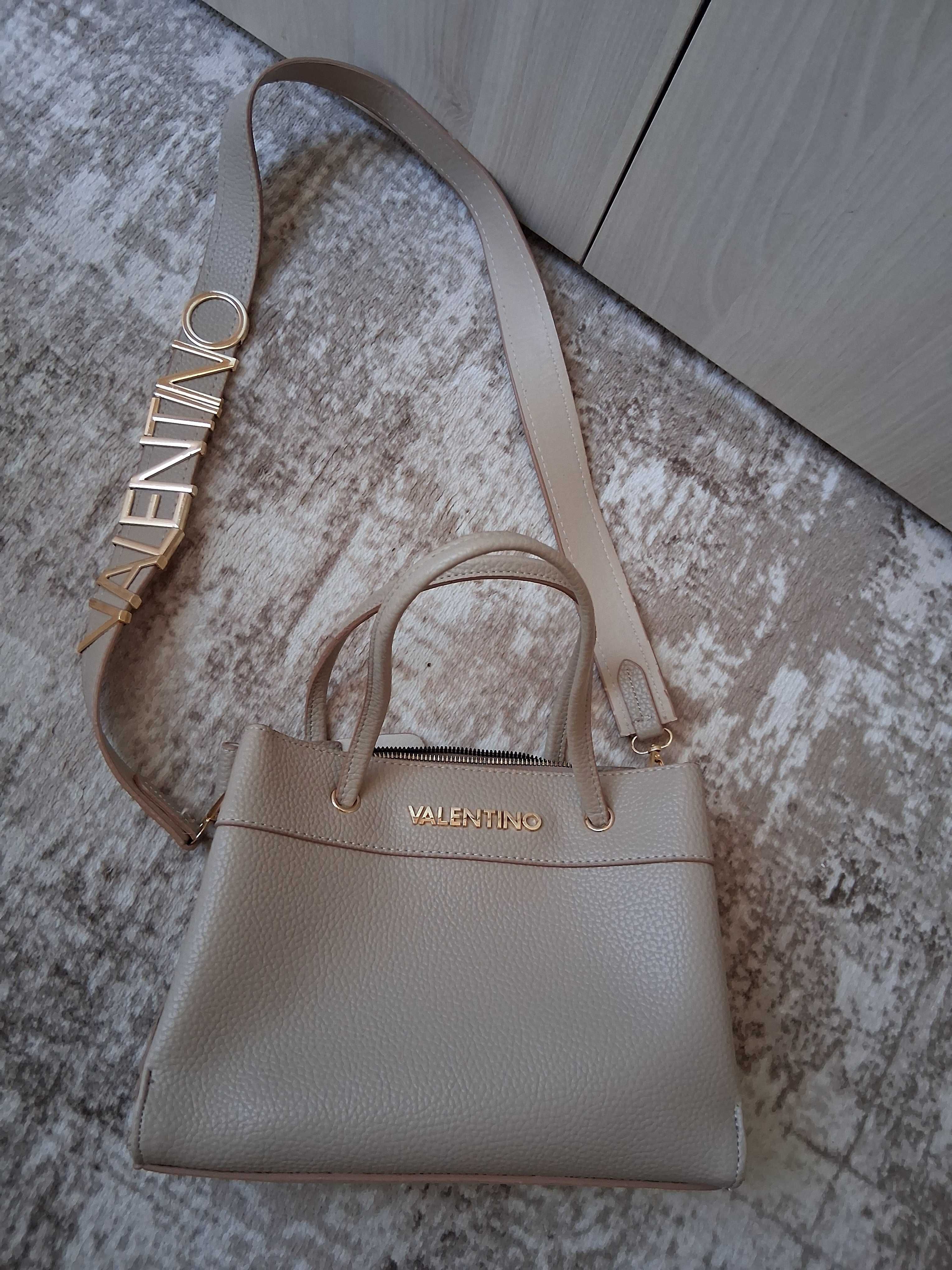 Елегантна Чанта VALENTINO