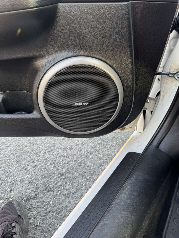 Mazda 6 2.0 140 к.с бяла перла