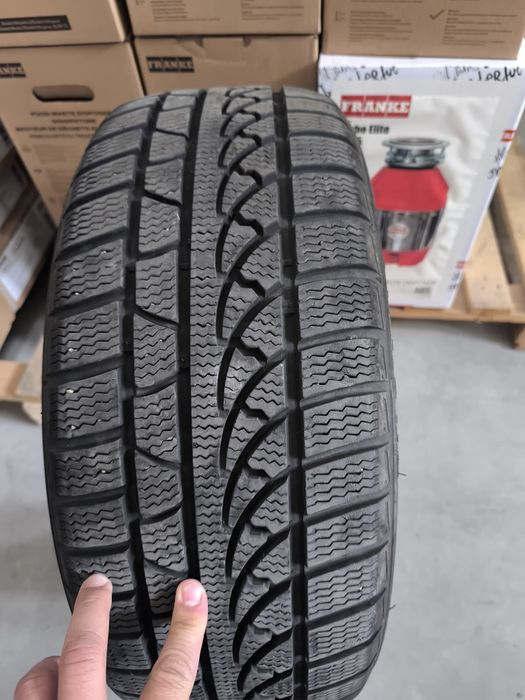 Зимни гуми Petlas 225/50/17