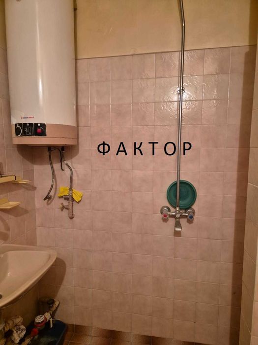 Продава се Тристаен апартамент в Чирпан - 95 кв.м за 483 €/кв.м - Снимка #9