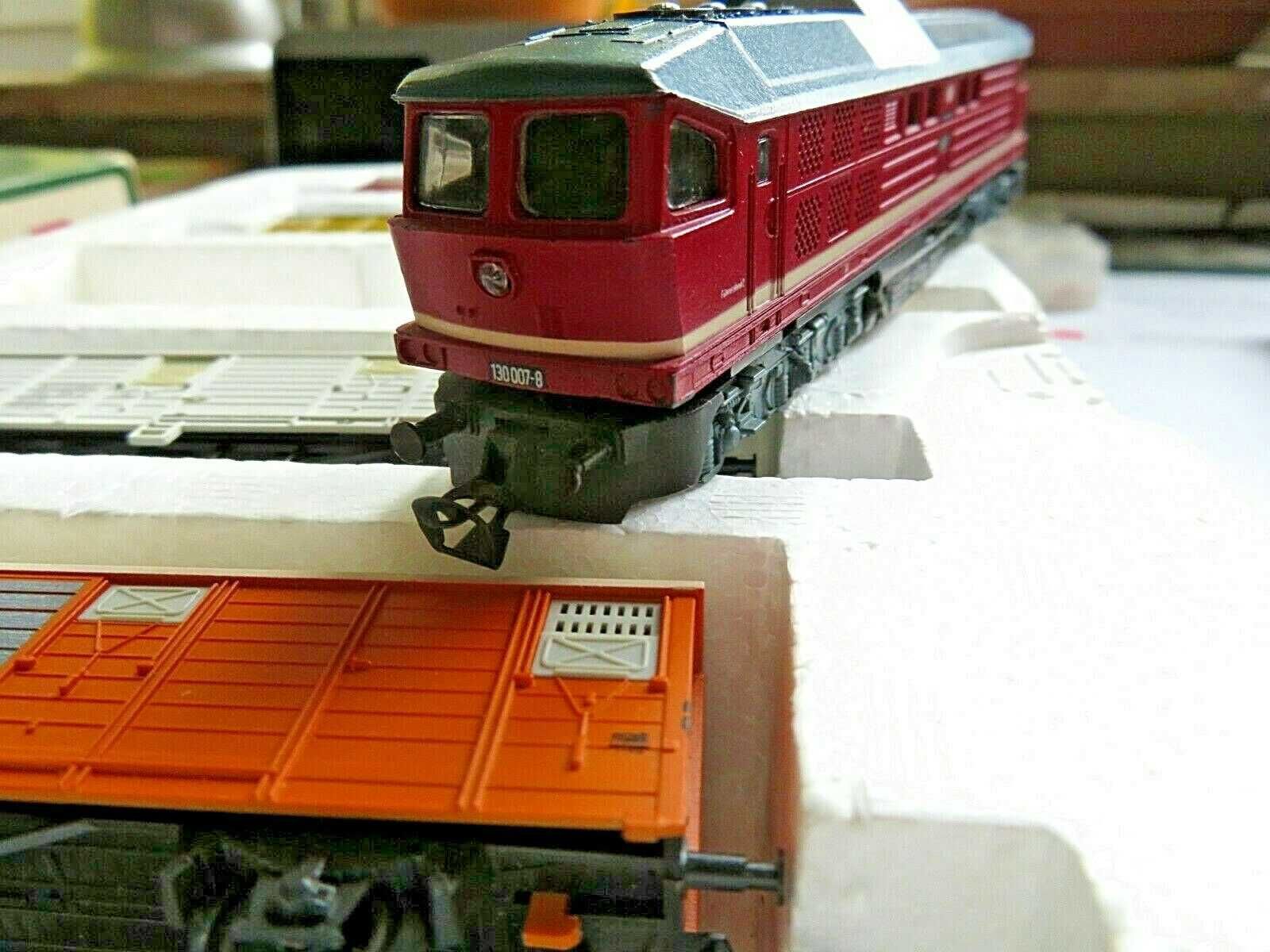 BTTB 1618, товарен влак с дизелов локомотив BR 130 007-8, DR