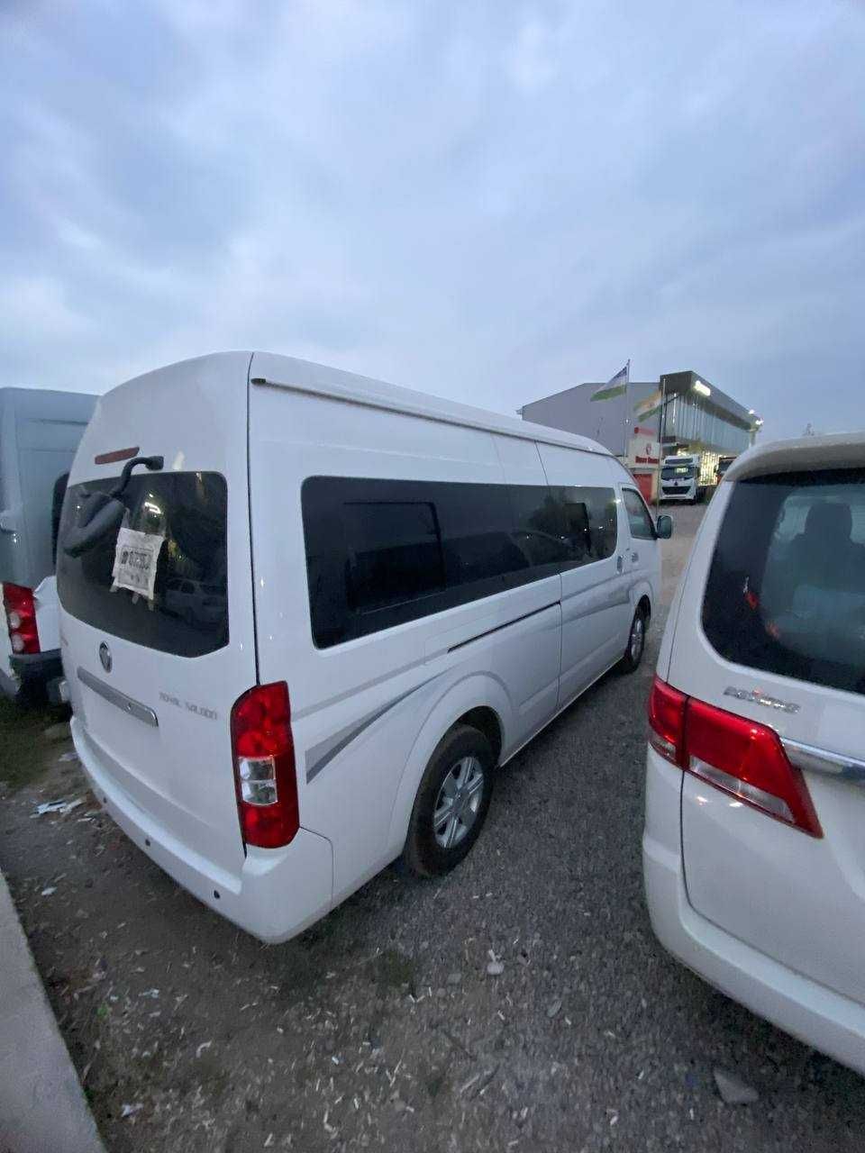 Foton View CS 2 miniven