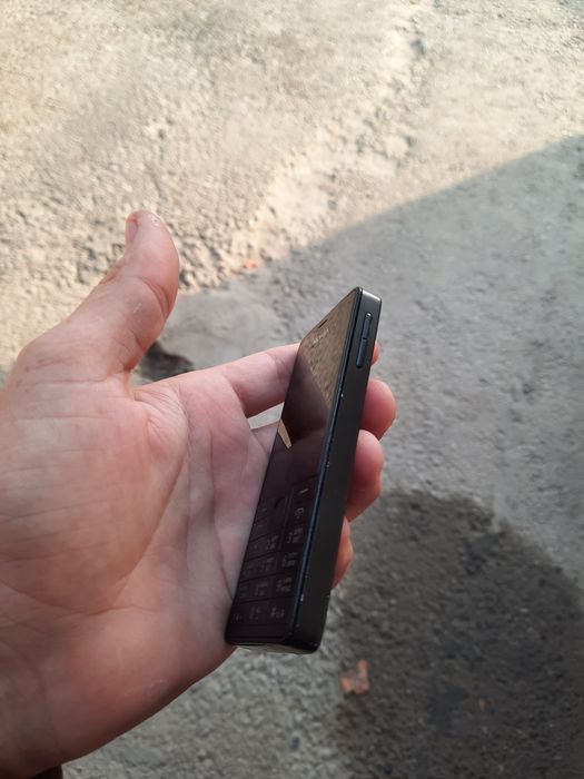 Nokia 515 sotladi