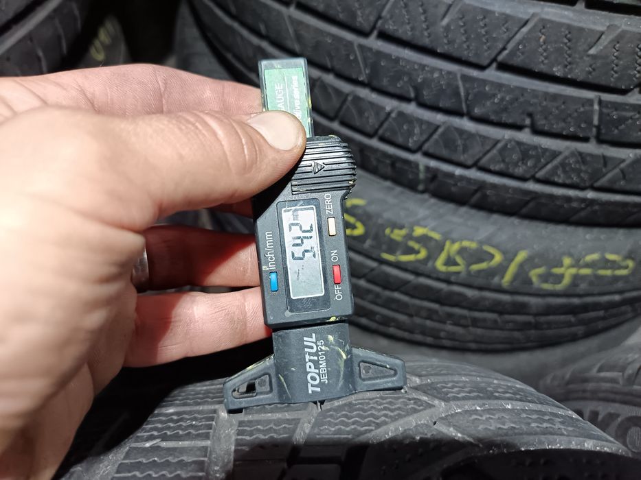 Anvelope MS iarna 235 50 18 hankook 2018 5.4mm