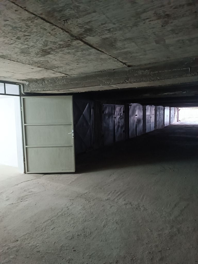 Дава се под наем Гараж / Паркомясто в Стара Загора, Аязмото - 26 кв.м за 76.5 € - Снимка #3