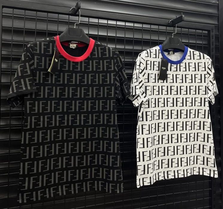 Мъжки топ модели тениски.