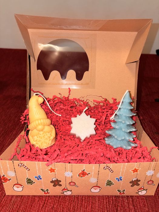 Cutie Cadou Craciun cu 3 lumanari parfumate