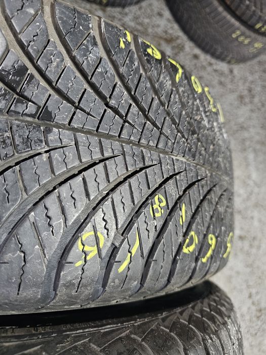 215 60 16 m+s goodyear allseason