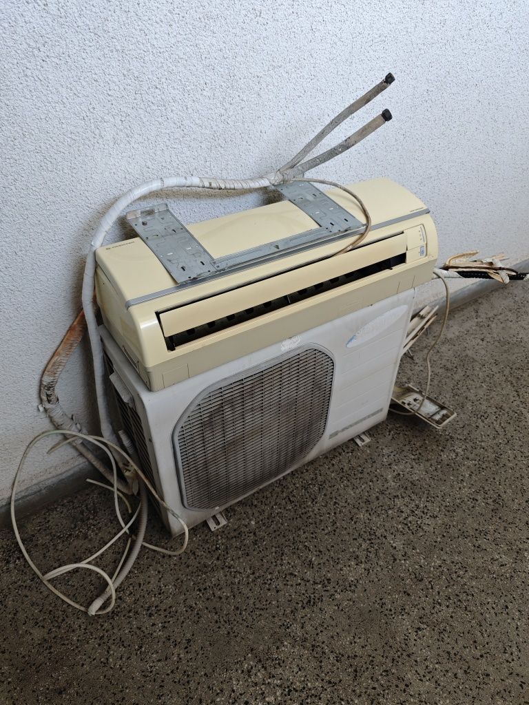 Климатик Samsung S-Invertor AQV12NSBN