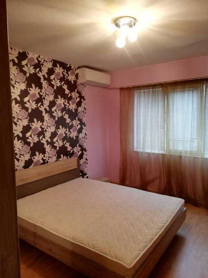 Дава се под наем Двустаен апартамент в София, Дружба 1 - 80 кв.м за 650 € - Снимка #2