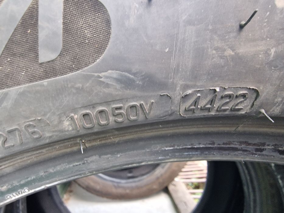 Anvelope 255/50R19 marca Bridgestone, DOT 2022, 6 mm ,M +S