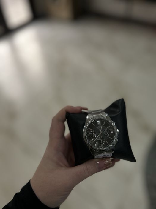 Цифровые часы CASIO