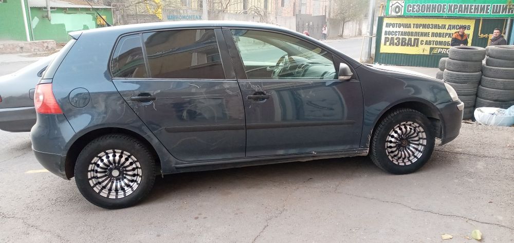 Диск на фолсваген  15