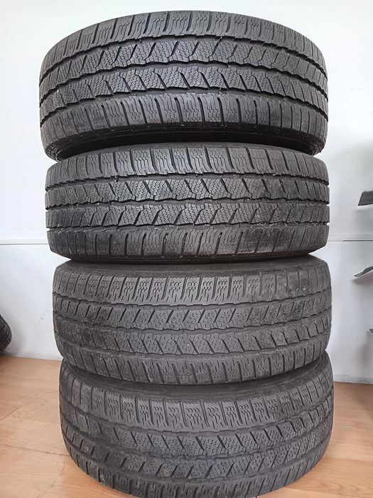 Jante 17 VW Transporter T6 T5 Caravelle Multivan anvelopeMS 215 60 17C