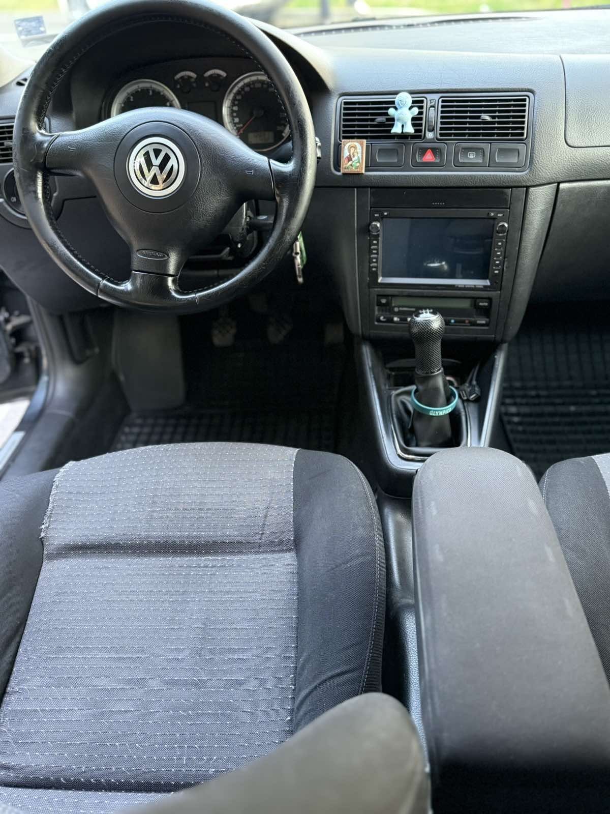 Голф 4 1.9 TDI.          .