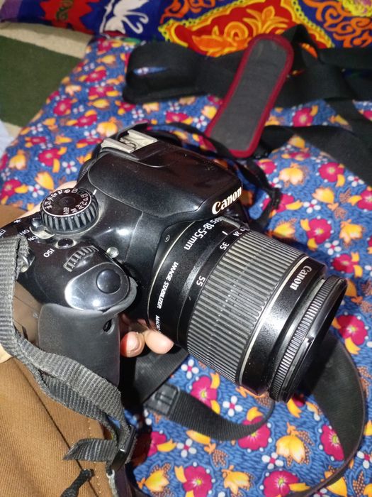 Canon почти новый
