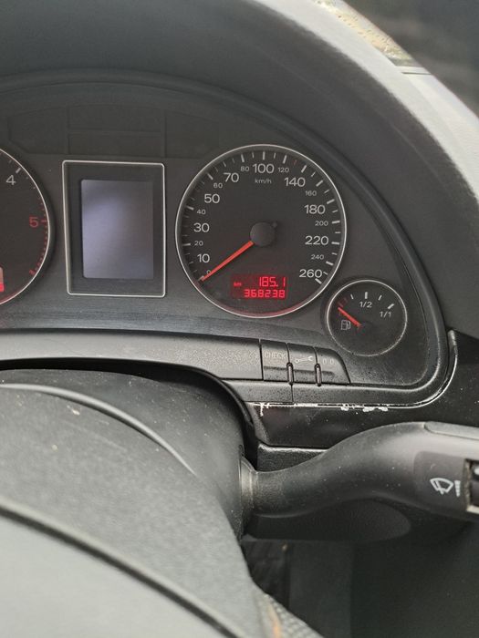 Audi A4 2L Tdi an 2008 acte la zii 2200€