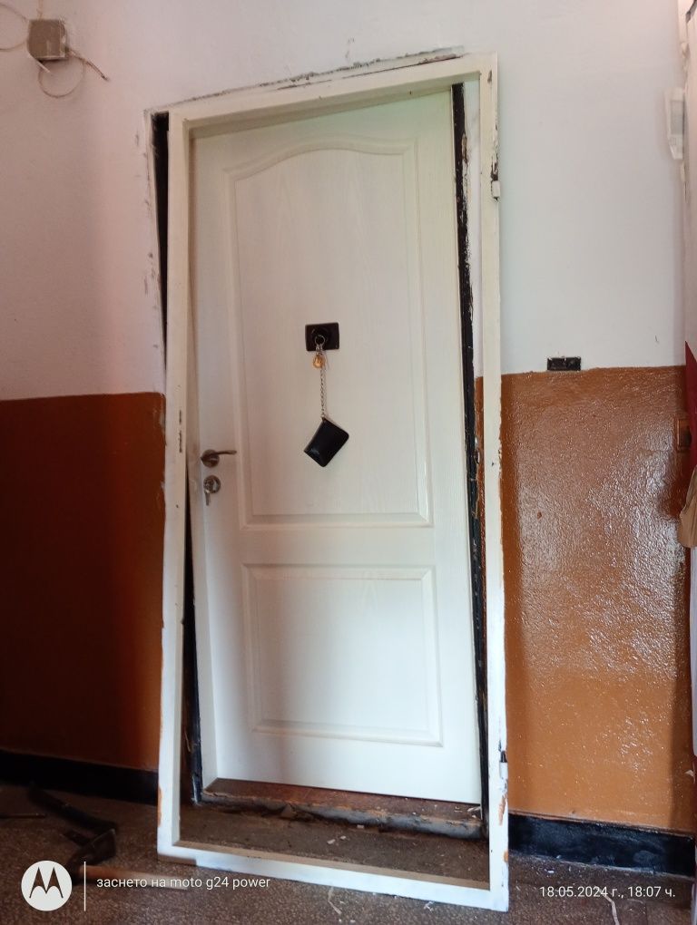Желязна Врата от панелен апартамент