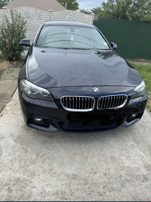 Capota motor originala aluminiu BMW F10 F11 perfecta stare